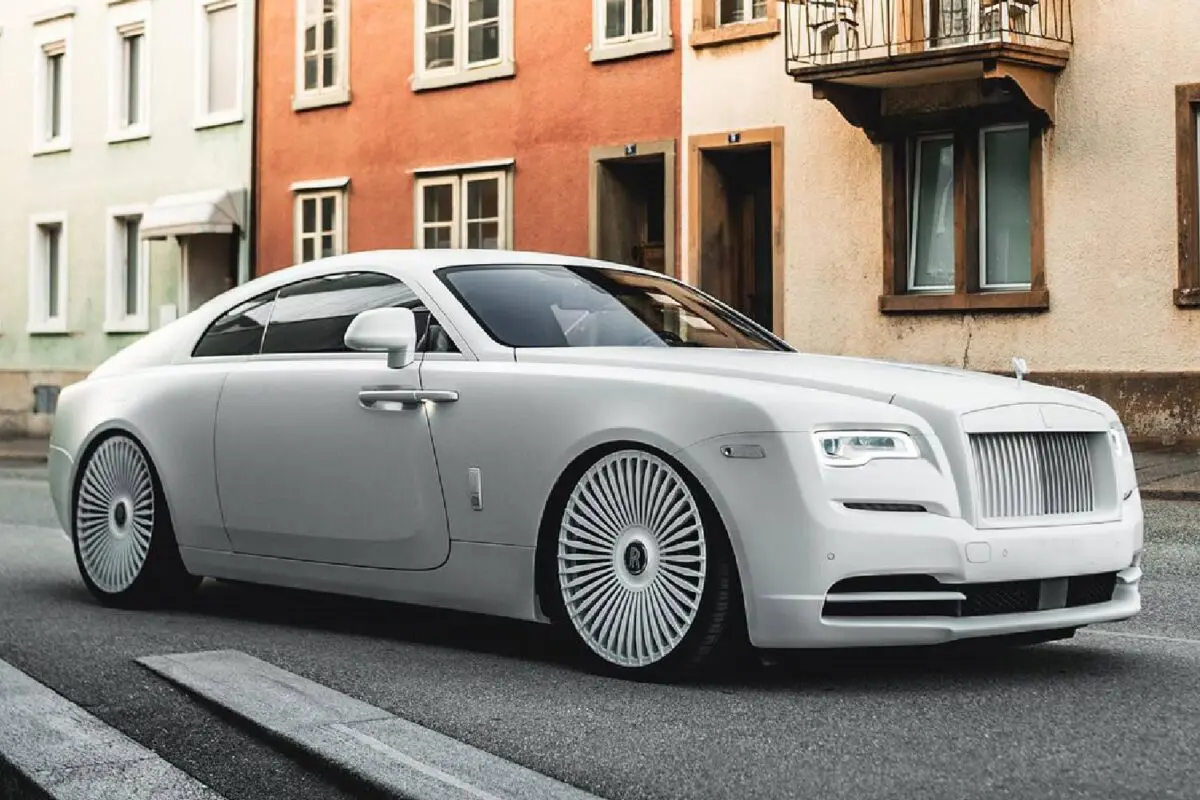 James Harden – Rolls-Royce Wraith