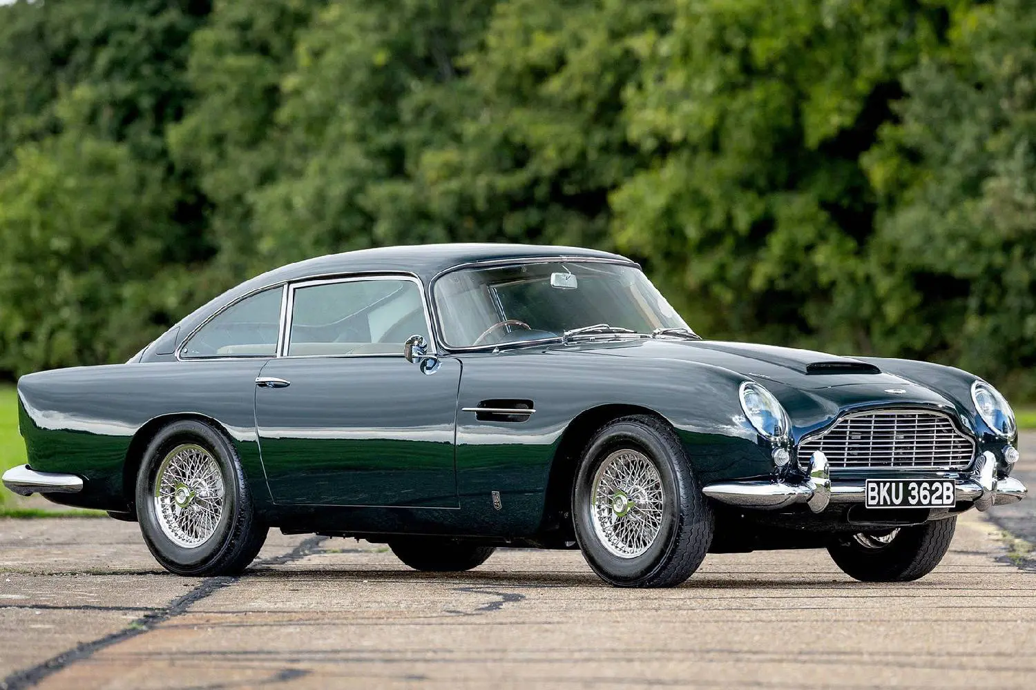Jimmy Page – Aston Martin DB5