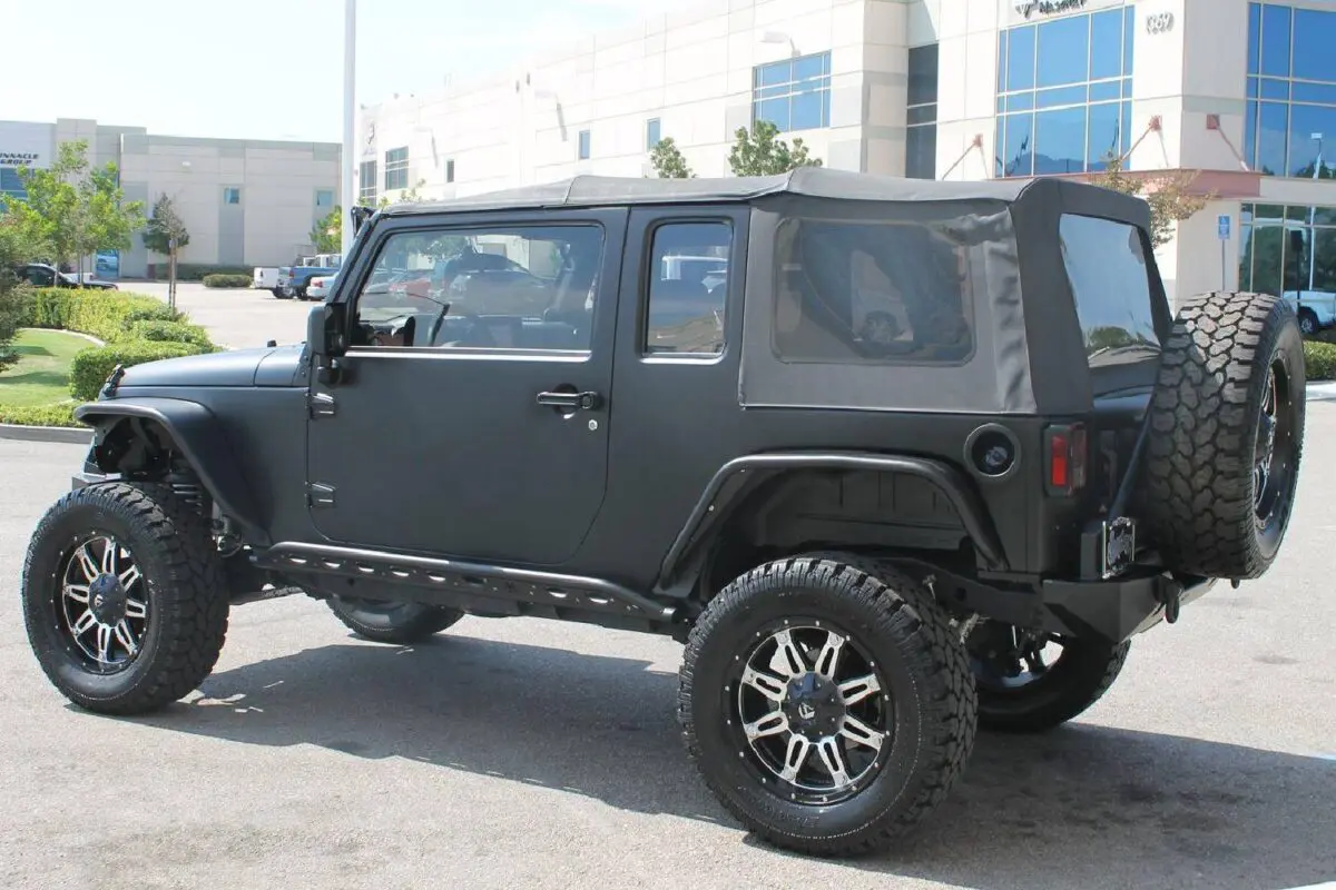 Shaquille O’Neal – Customised Jeep Wrangler
