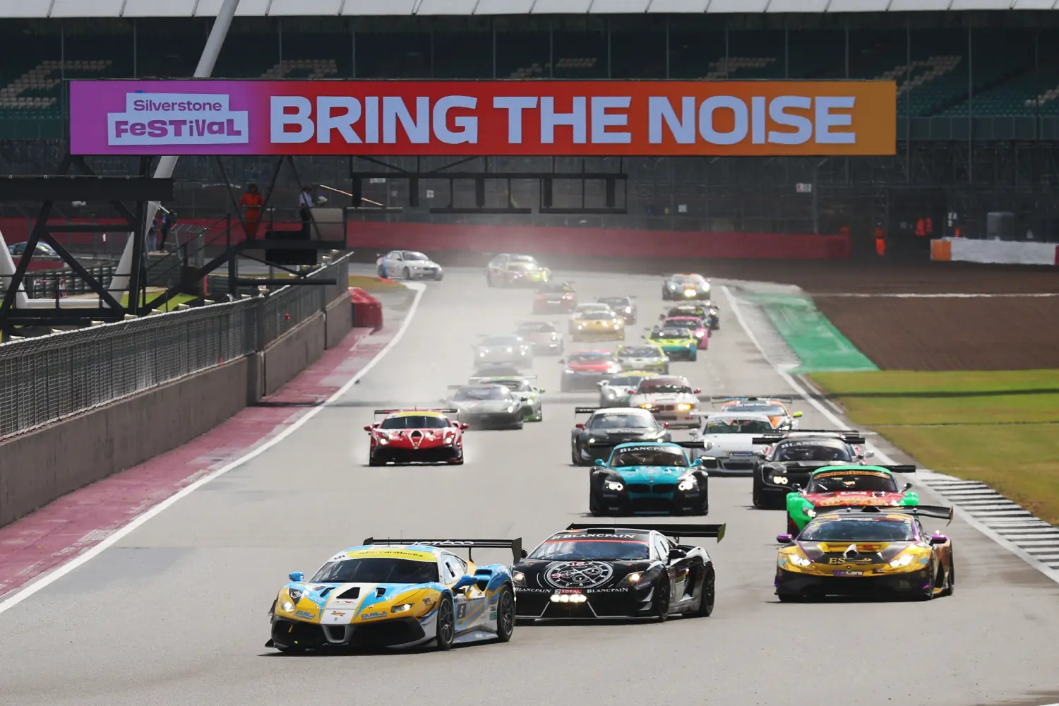 Silverstone Festival - BRING THE NOISE