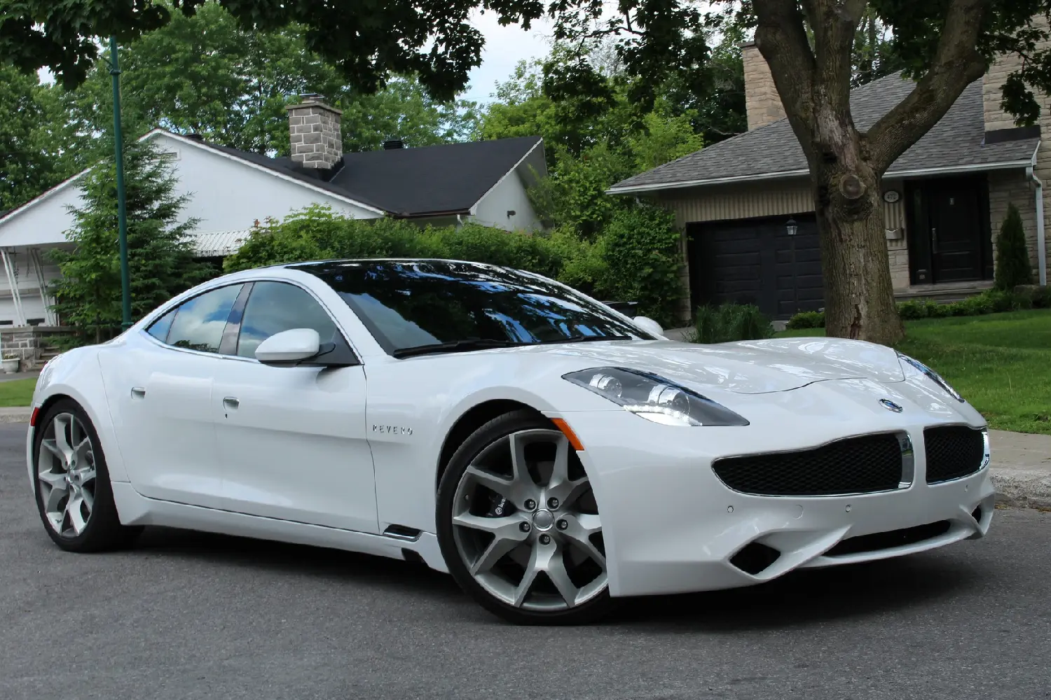 Fisker Karma Revero