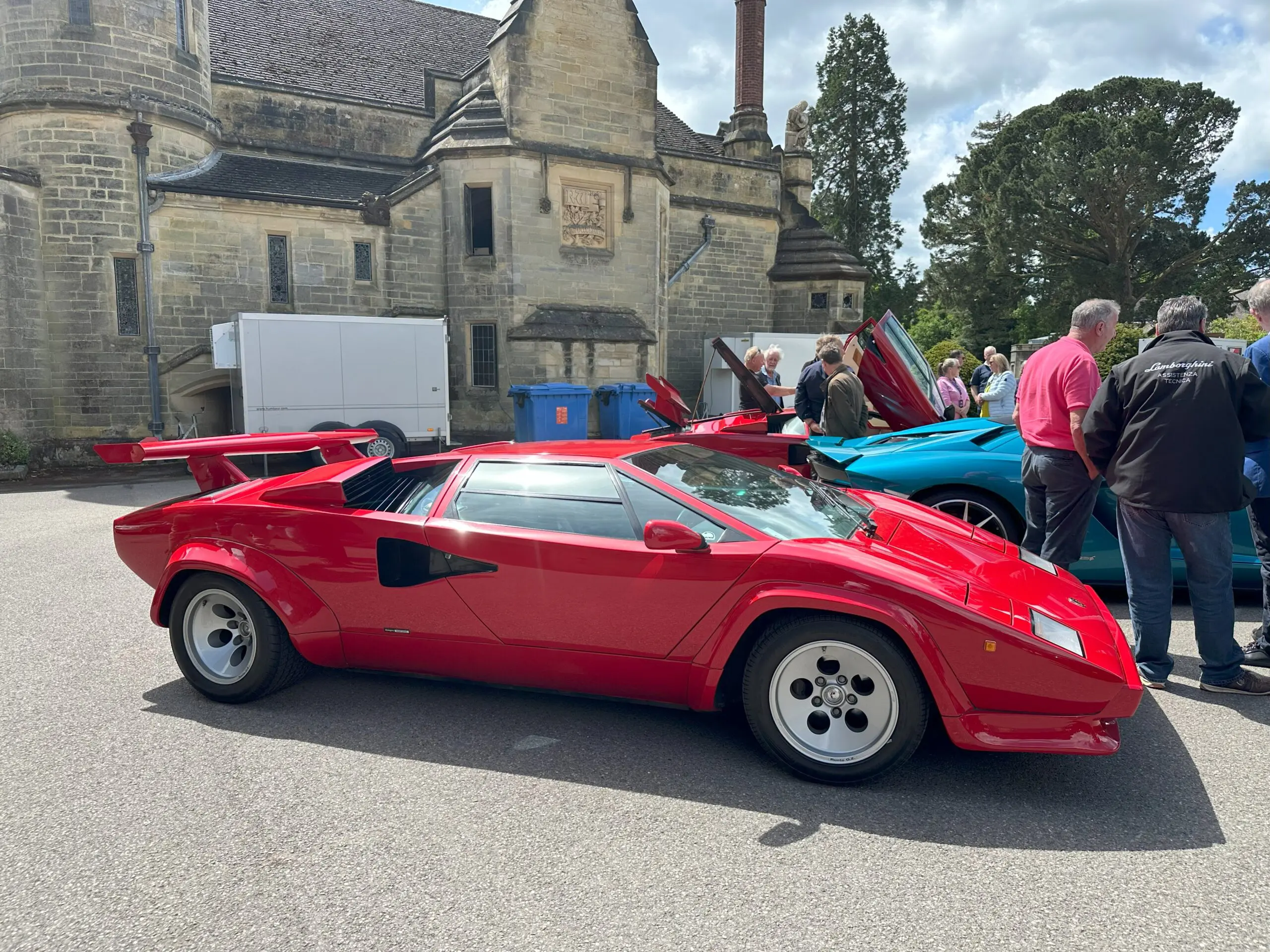 Drivers Union Concours 2025 (Lamborghini Countach - red)