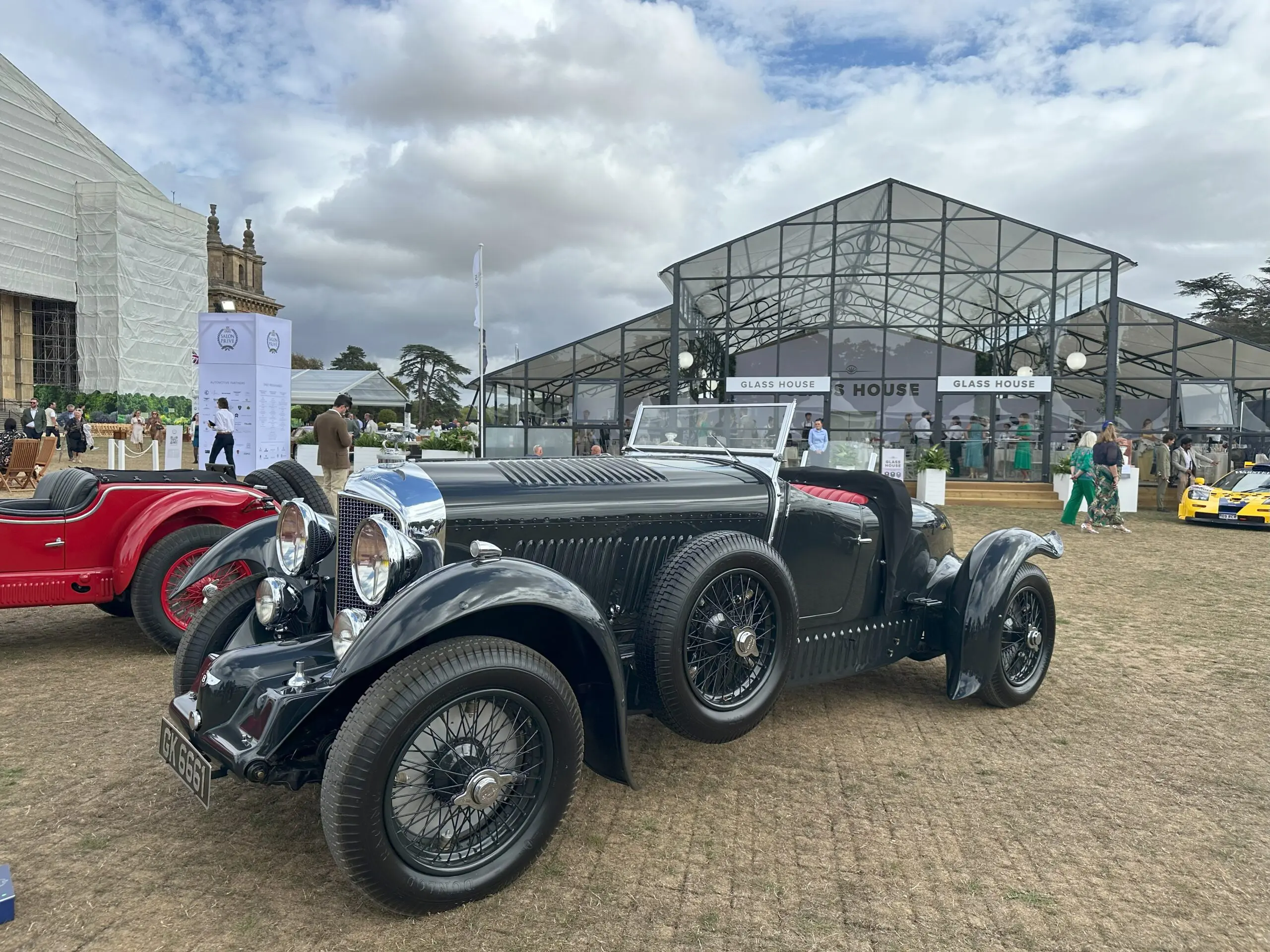 Salon Prive 2025 (1930 Bentley 4 1-2 Litre Supercharged - front side view)