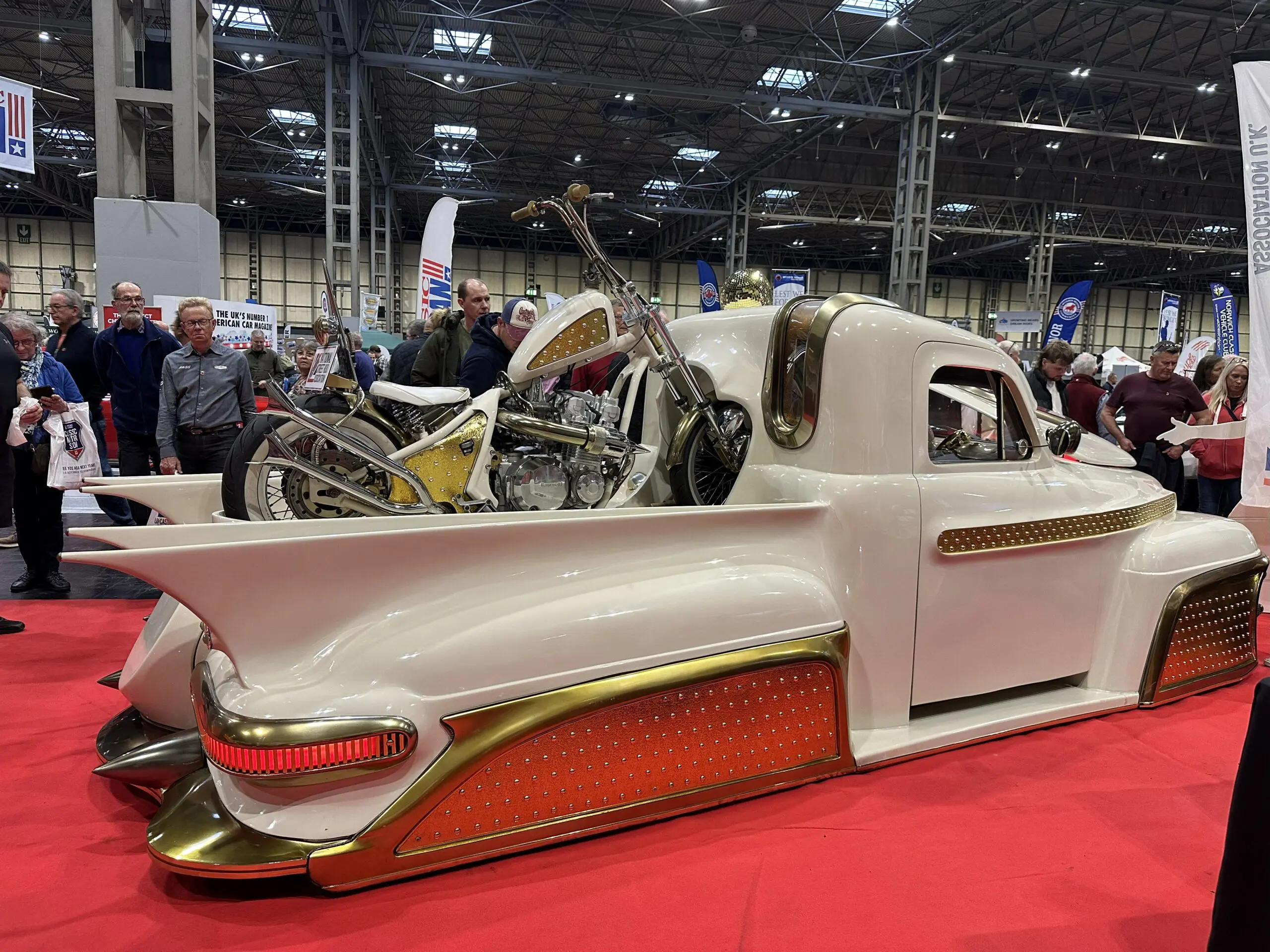 Classic Motor Show 2025 (Kinky Voodoo)