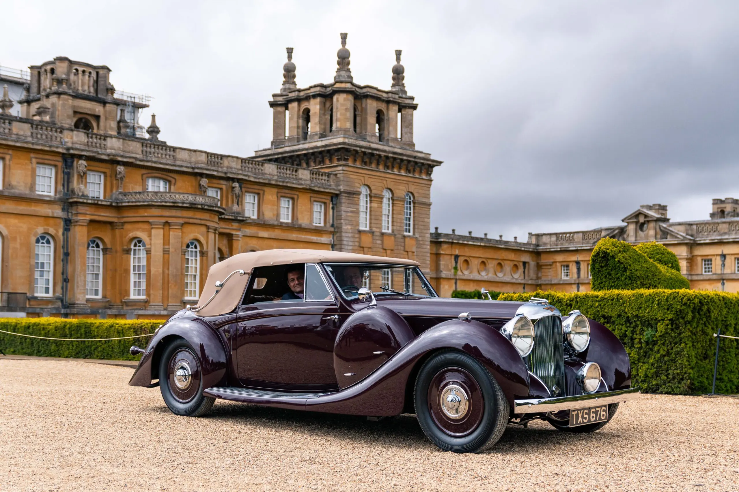 Salon Prive 2025 (1939 Lagonda V12 Drophead Coupé)