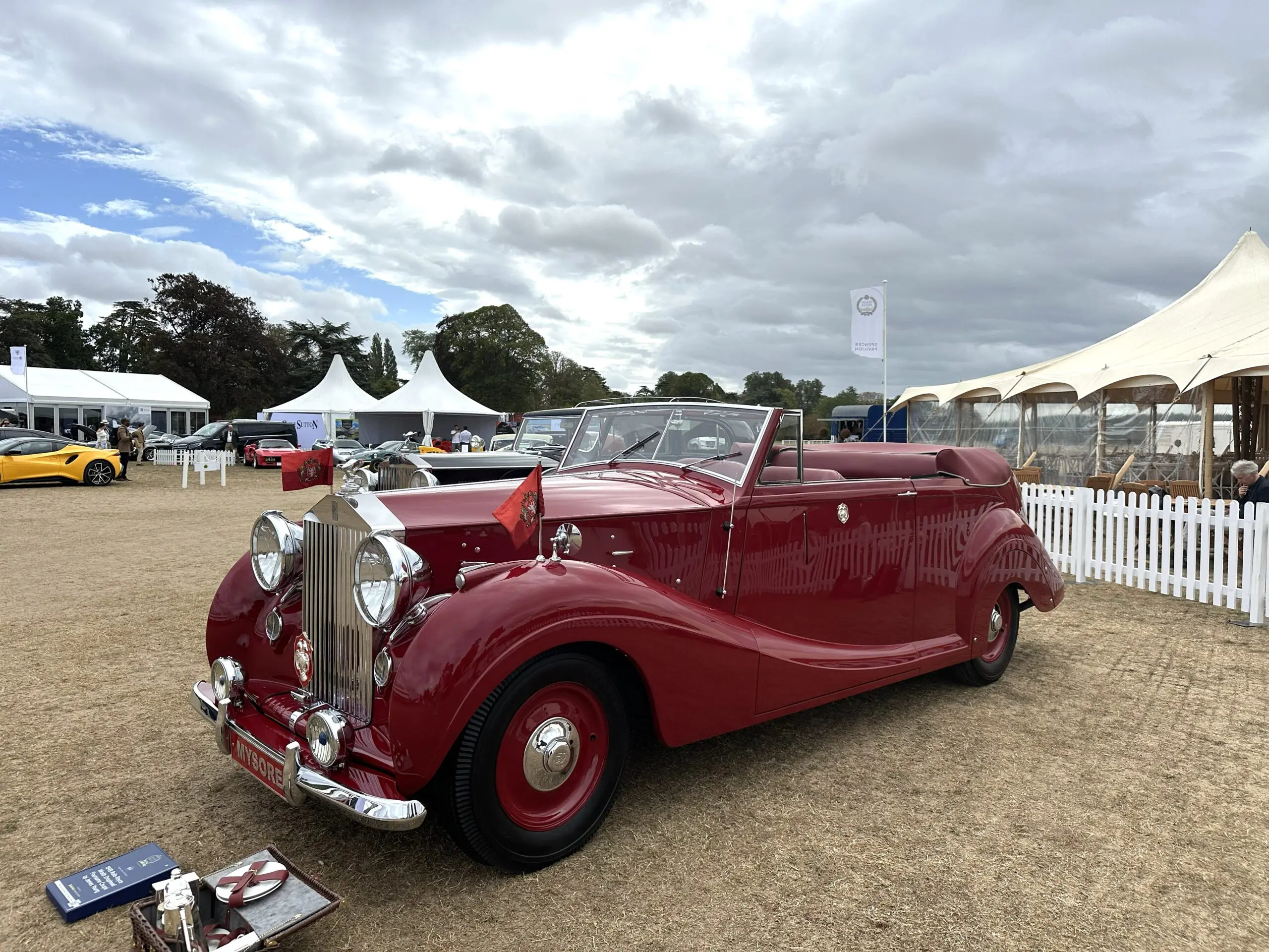Salon Prive 2025 (1949 Rolls-Royce Wraith Drophead Foursome Coupé by James Young)