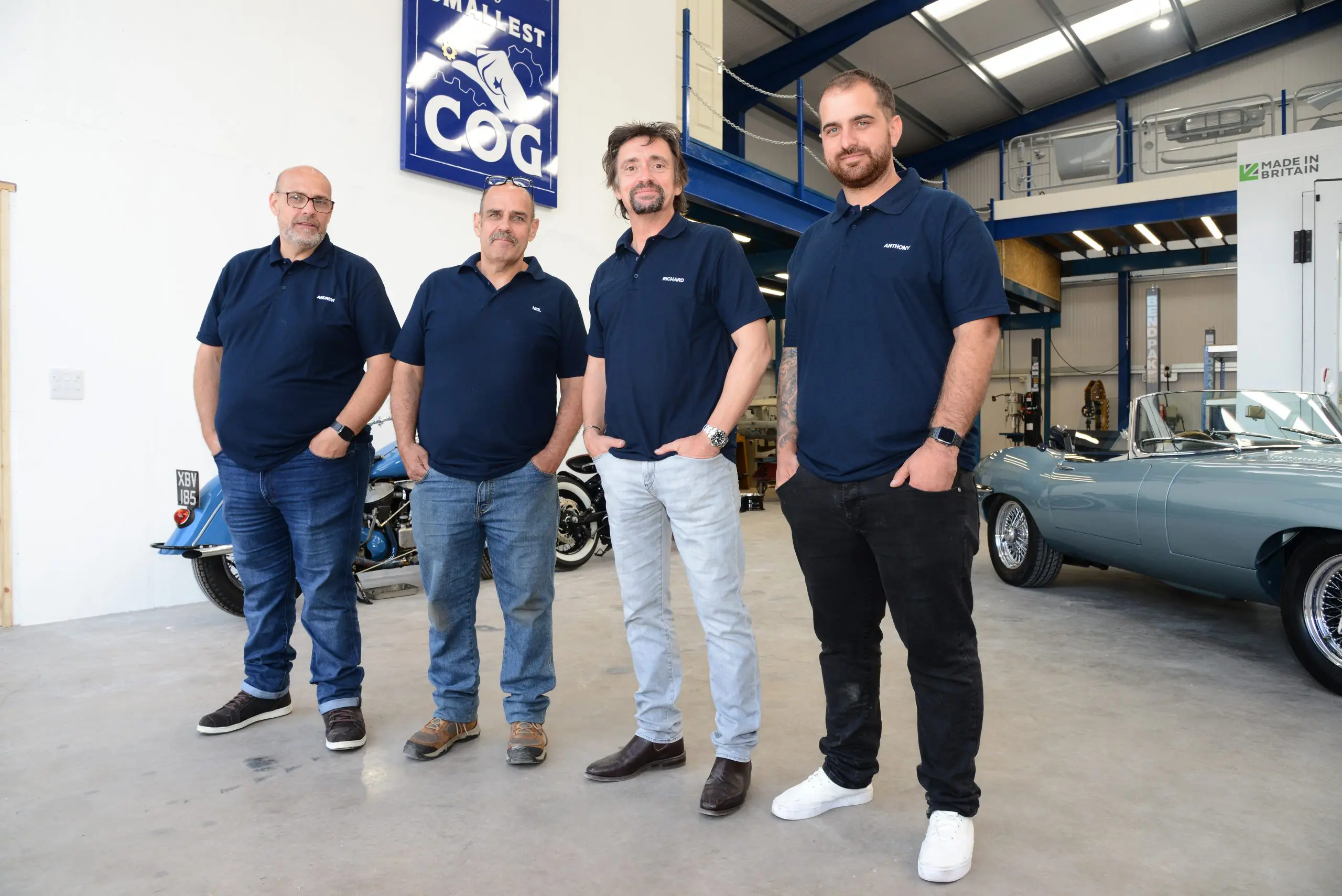 Richard Hammonds Smallest Cog Team