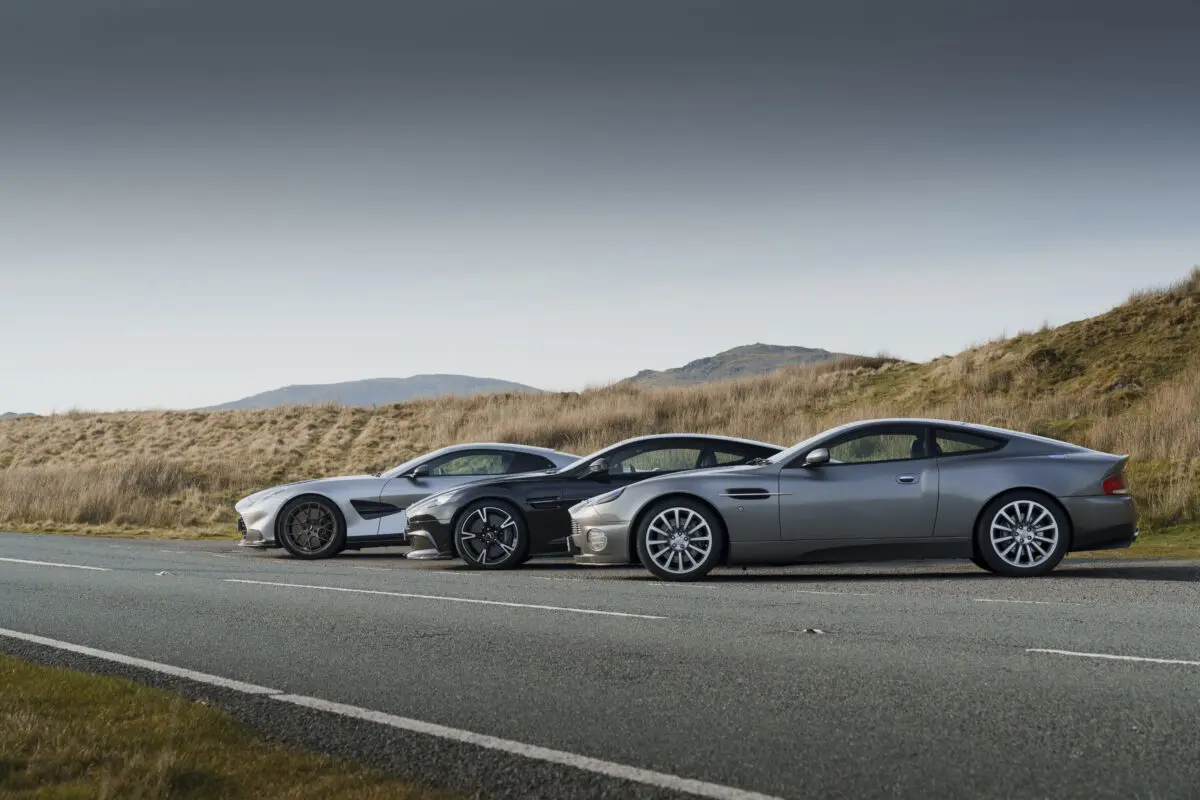 Aston Martin Vanquish at 25_09