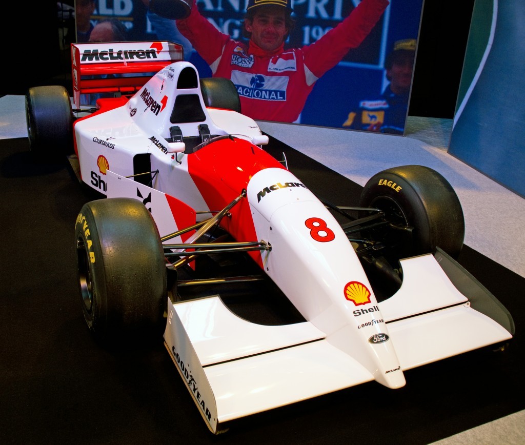 McLaren_MP4-8_front-right_2012_Autosport_International