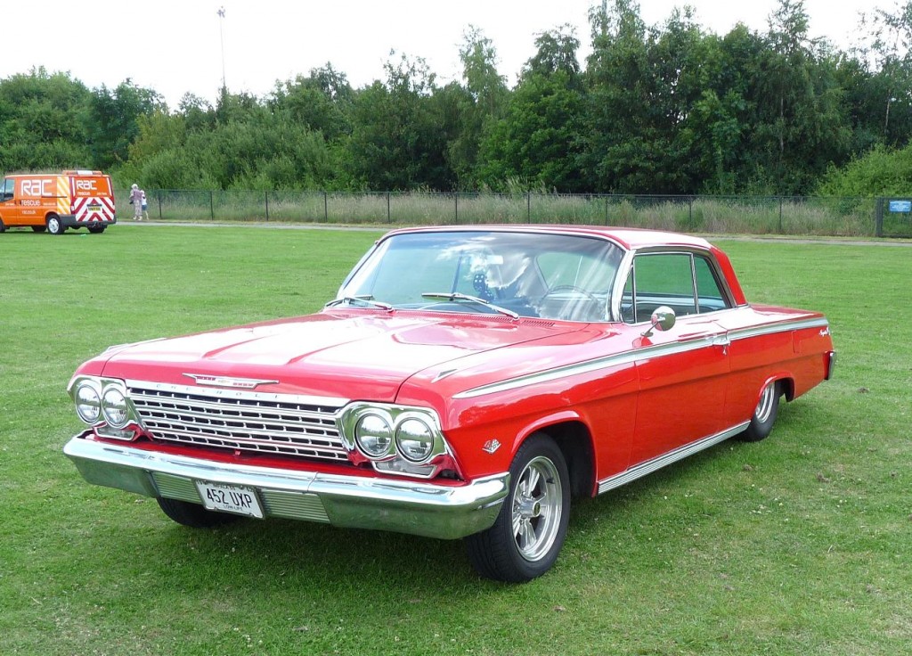 Bromley_Pageant_of_Motoring (Chevrolet Impala lowrider 1962) (2)