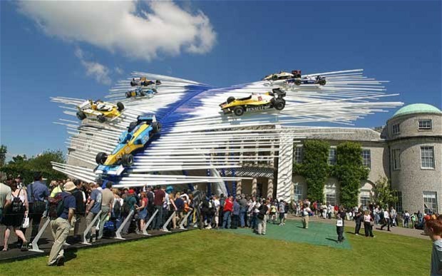 2002-Goodwood-Festival-of-Speed-Sculpture-Renault