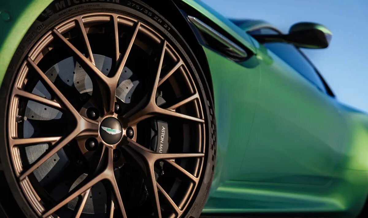 Aston Martin DB12 Front Wheel