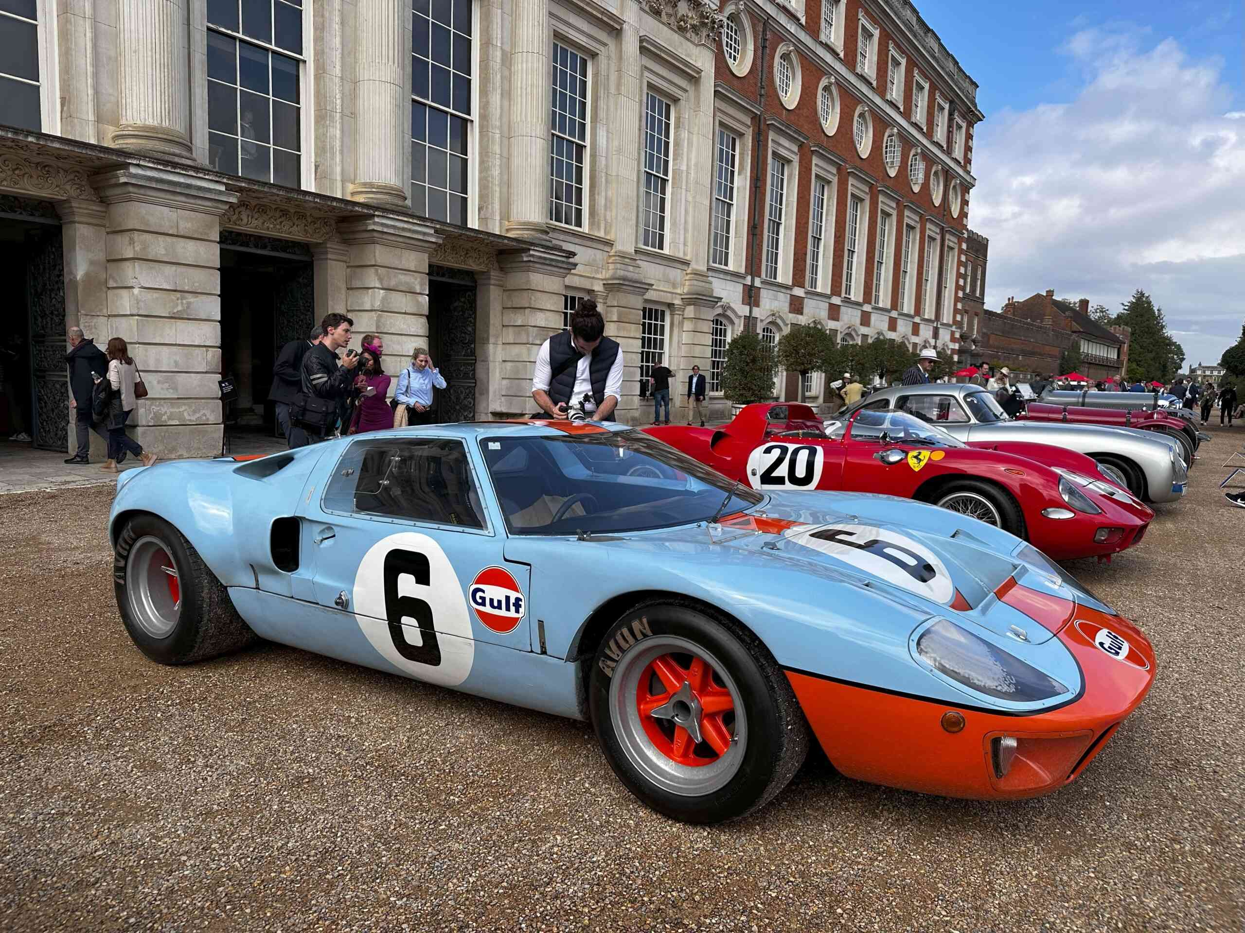 Le Mans racing car: Ford GT40