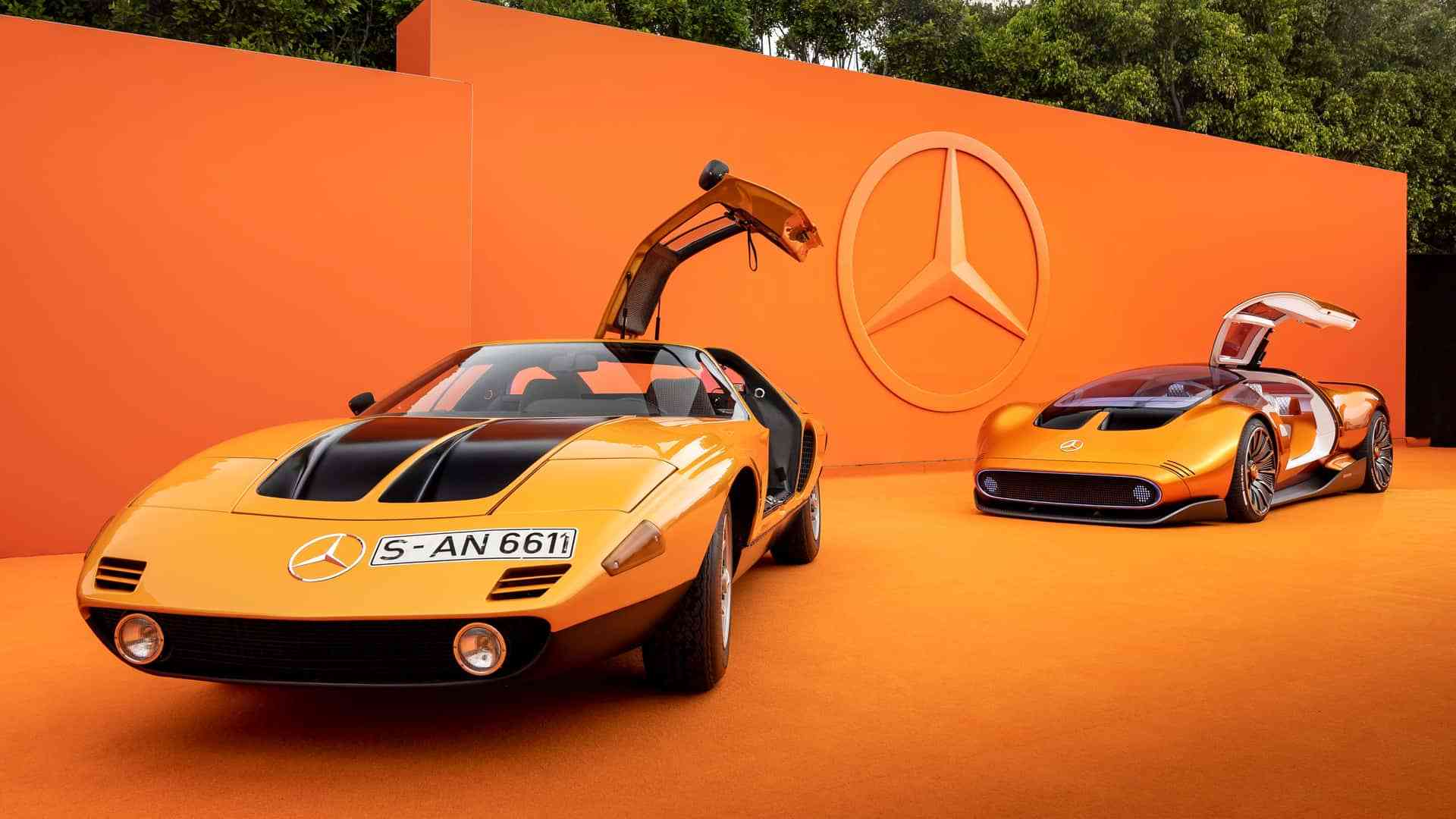 Mercedes-Benz 1969 C111 and Vision One Eleven Concept