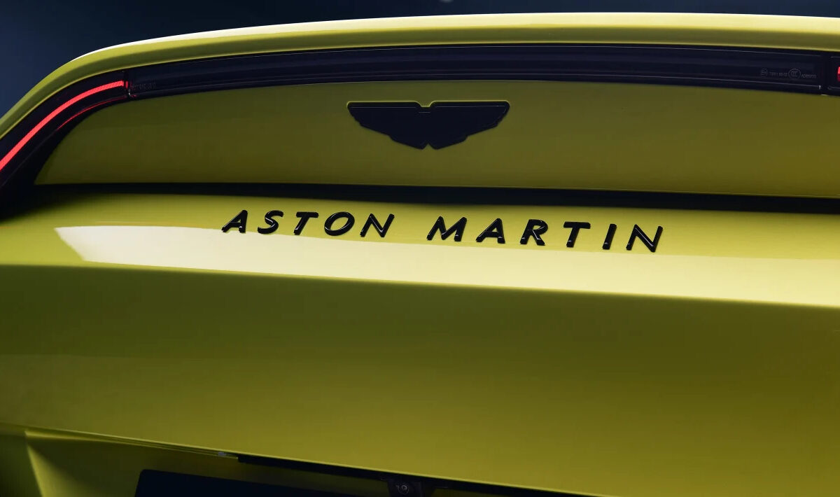 Aston Martin Vantage facelift 2024 Logo
