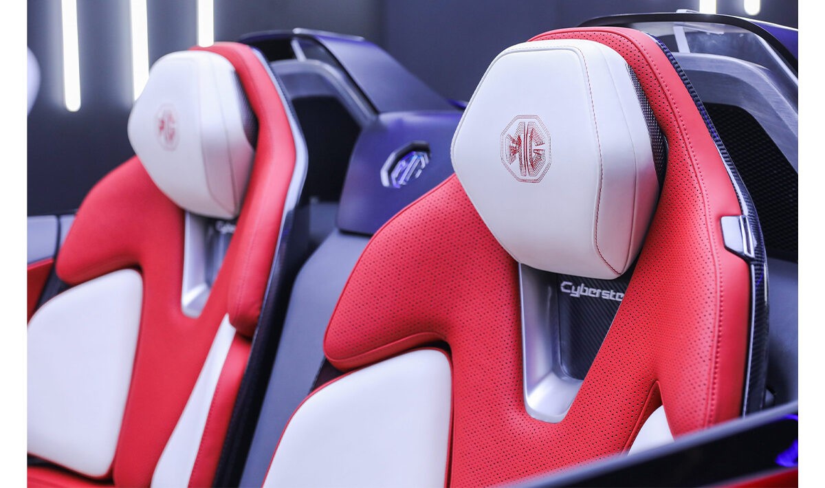 MG Cyberster Front Seats