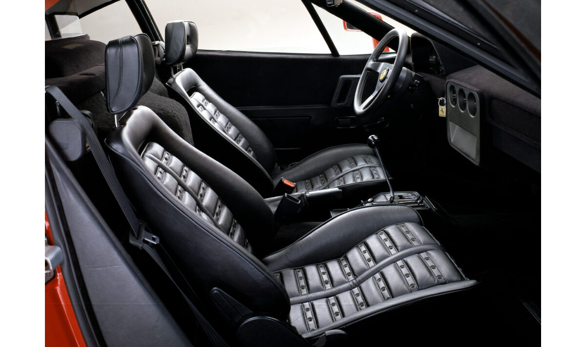 Ferrari GTO Cabin