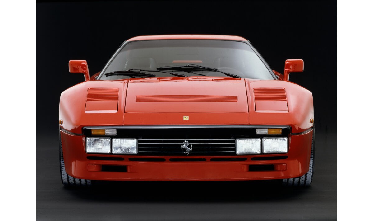 Ferrari GTO Front Centre