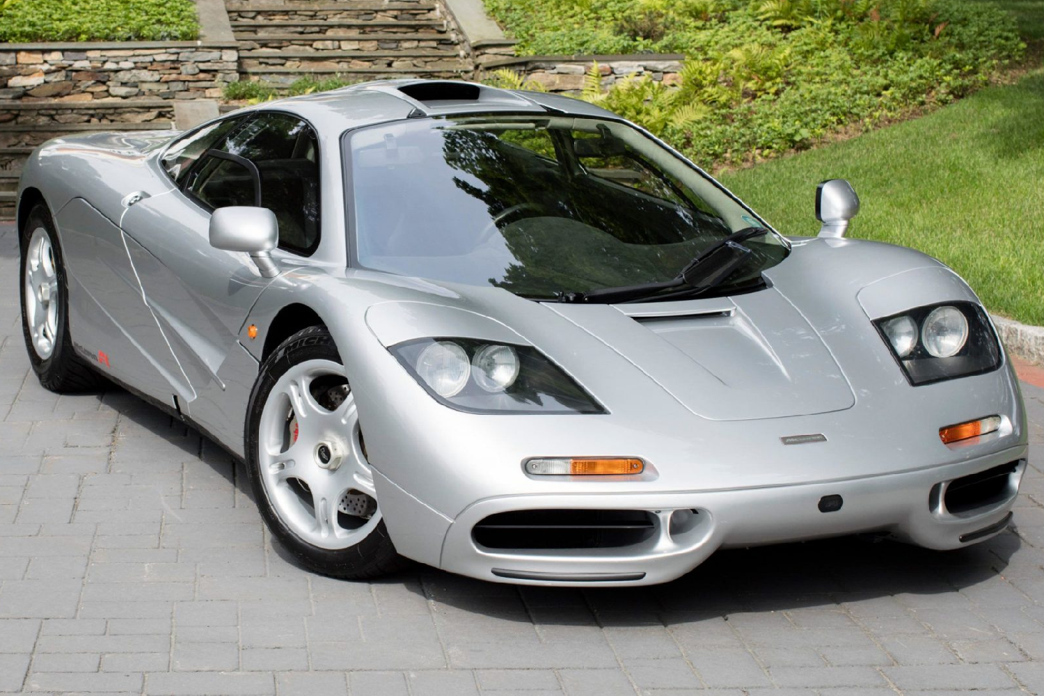 Cars of the ultra-rich-
McLaren-F1