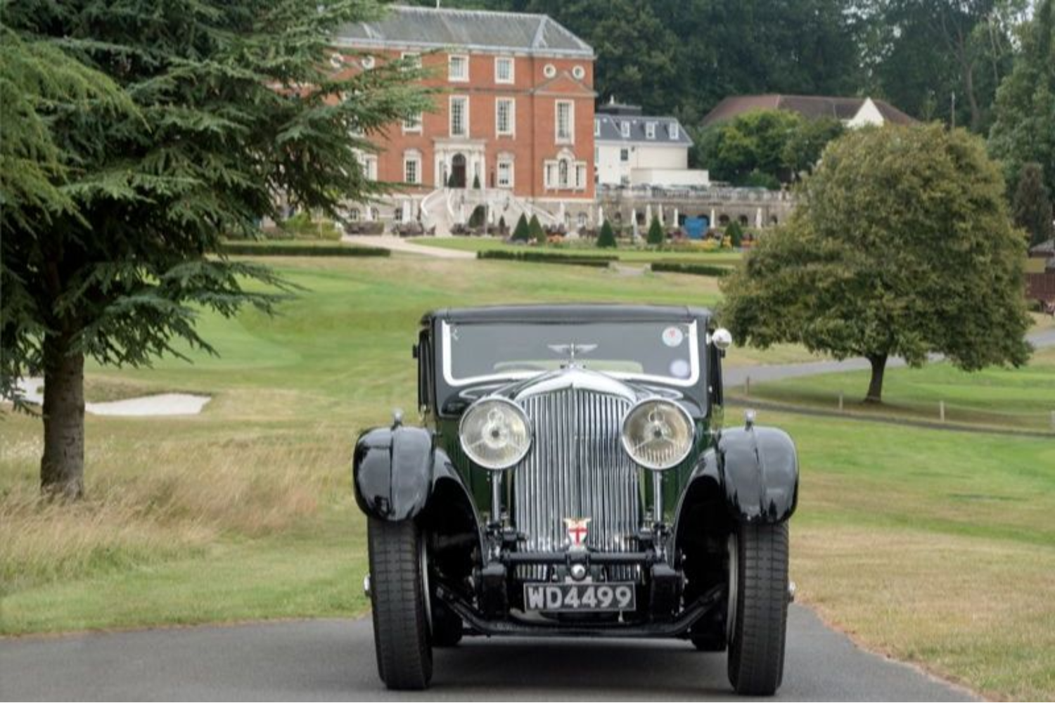 The Royal Automobile Club's Concours 3