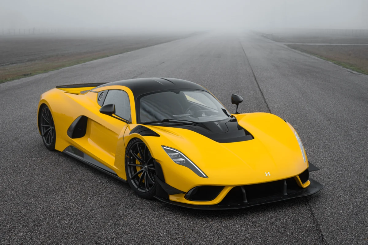 Hennessey-Prototype-Venom-F5-EVOlution-front right view