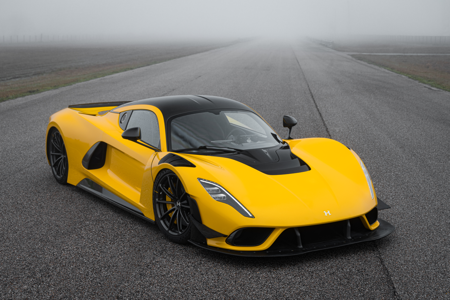 Hennessey-Prototype-Venom-F5-EVOlution-front right view