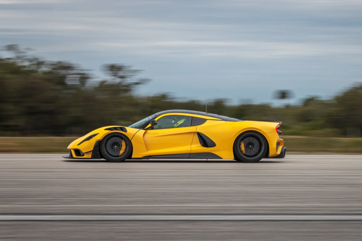 Hennessey-Prototype-Venom-F5-EVOlution-left side