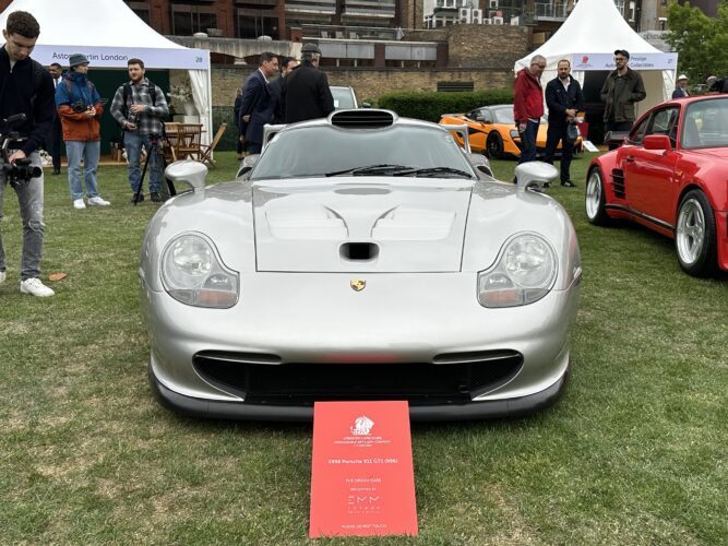 1998 Porsche 911 GT1 (front view) Straßenversion at London Concours 2025