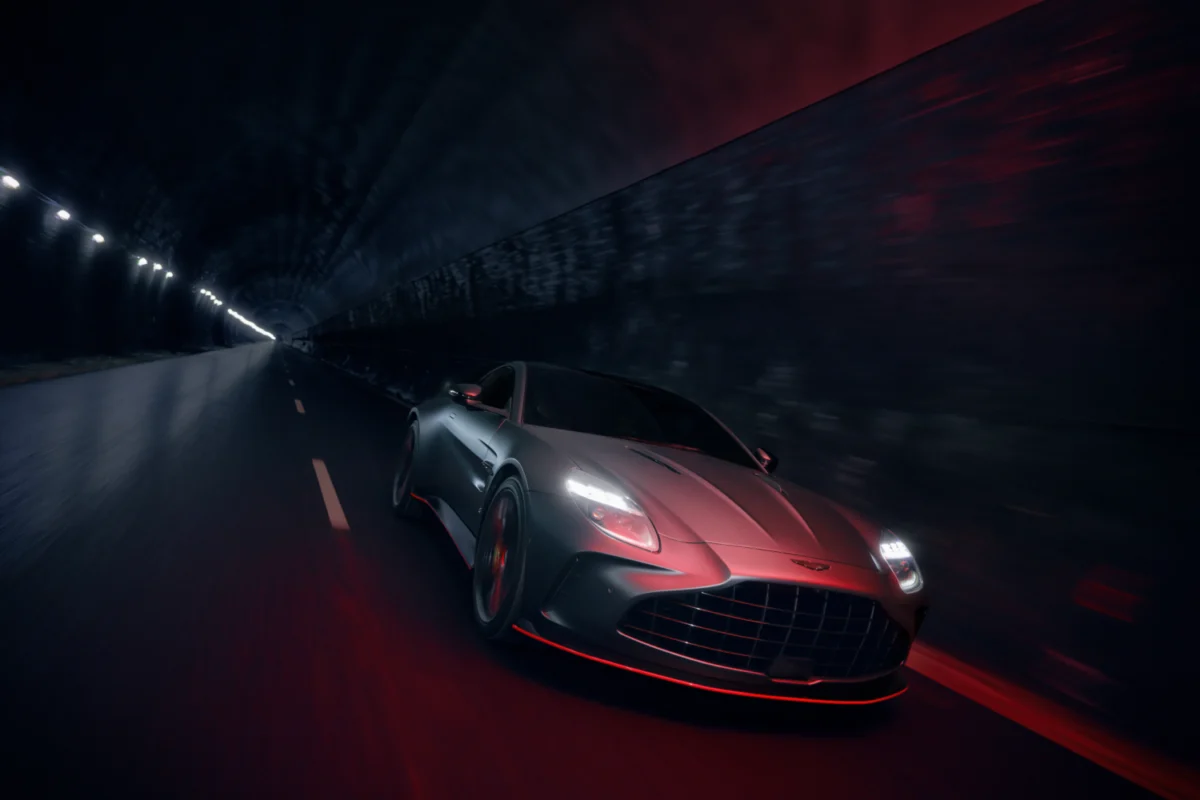 Aston Martin Vantage S - front right view