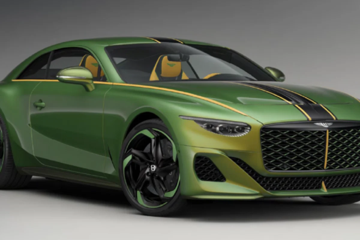 Bentley Batur in Green