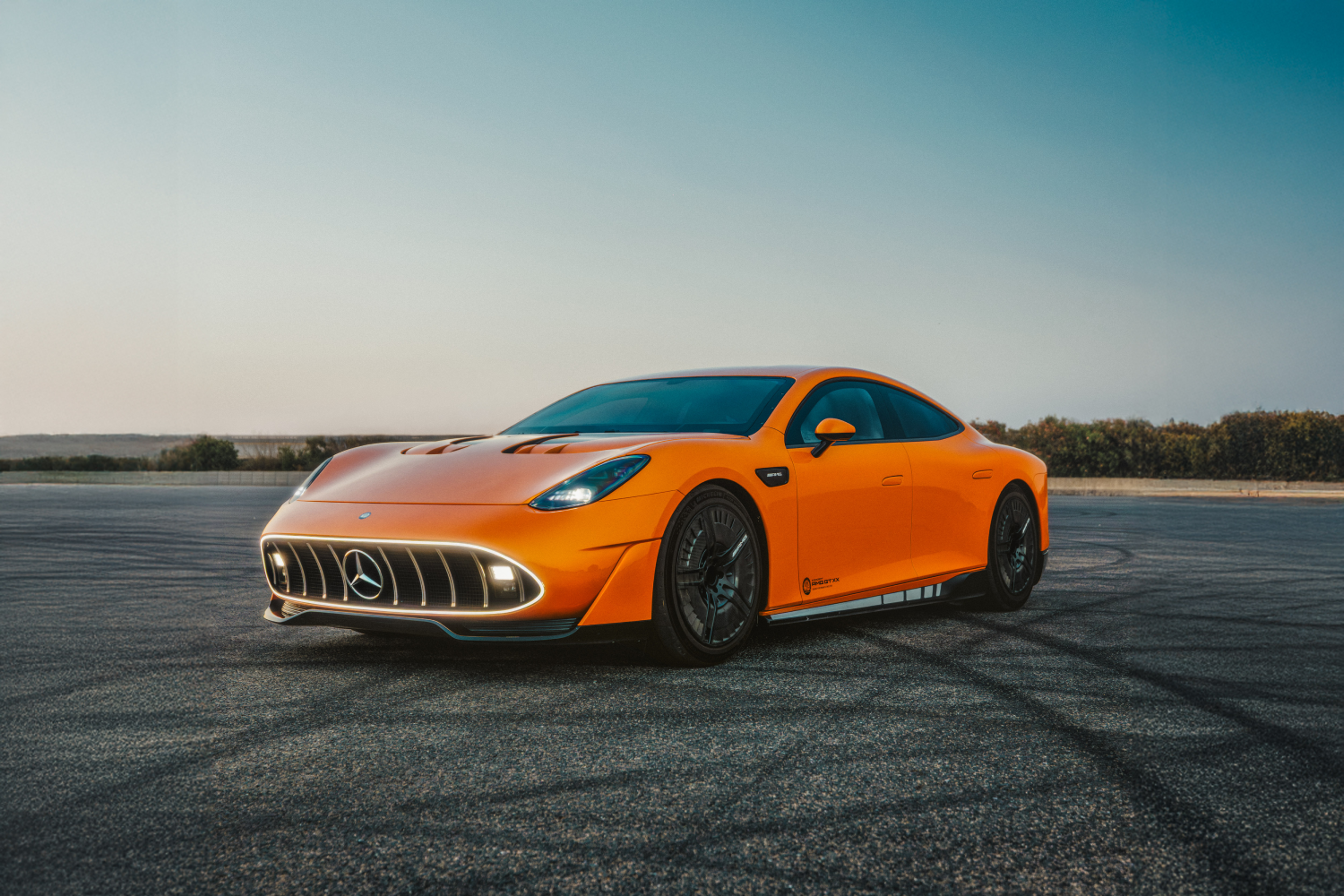 7. AMG GT XX Concept - front left view