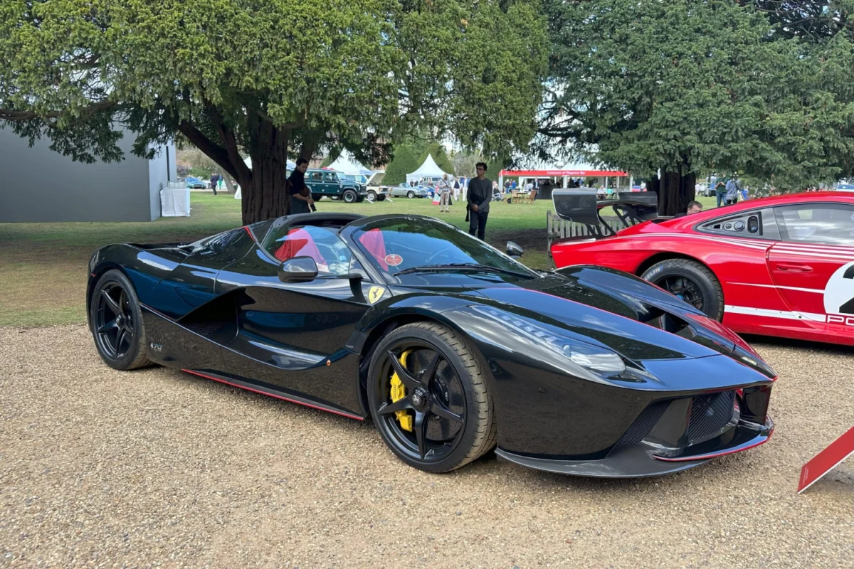 Concours-of-Elegance-2025-2017-Ferrari-LaFerrari-Aperta-front-side-view-scaled