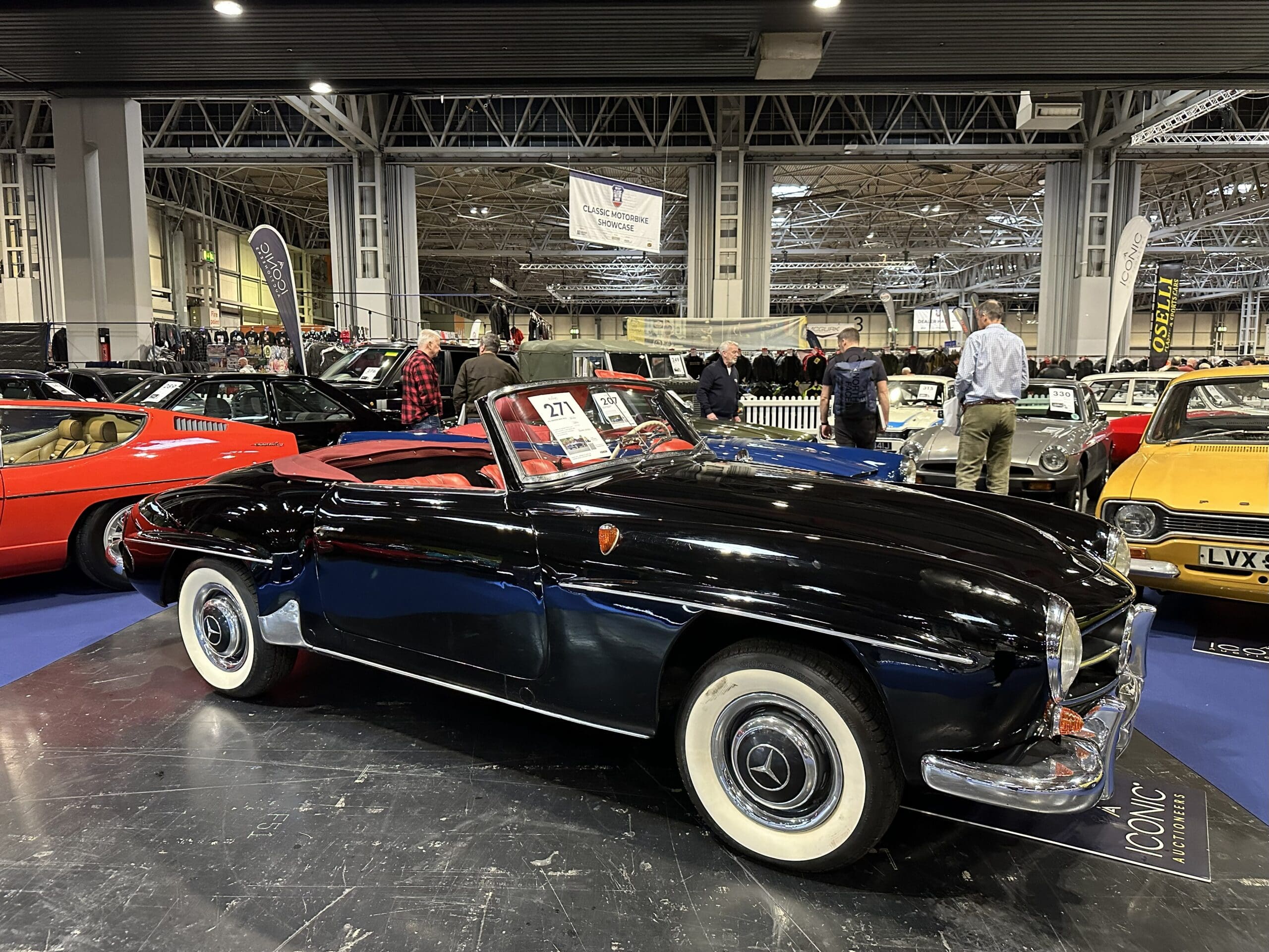 Classic Motor Show 2025 (1956 Mercedes-Benz 190 SL - side view)