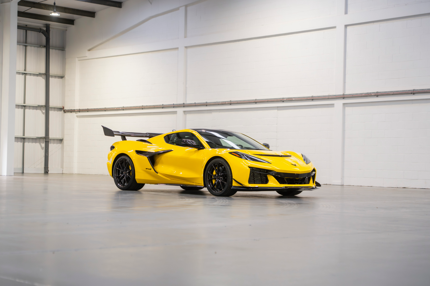 Corvette ZR1 - Yellow - 1st in Europe - front right view I