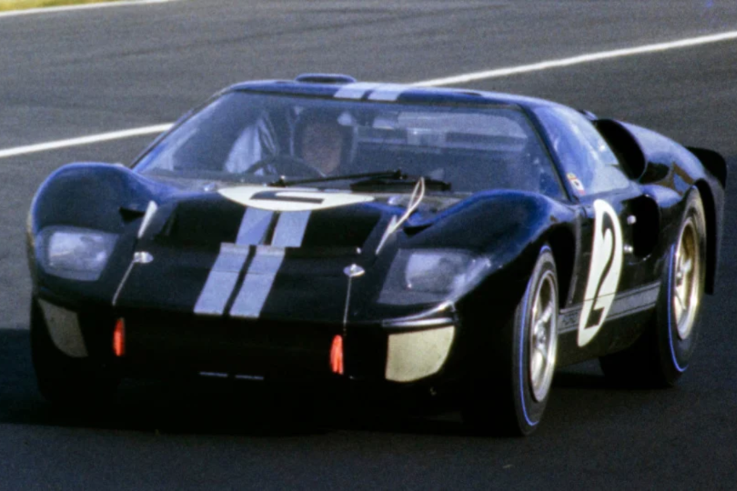 Ford GT40 Mk2 - front left view