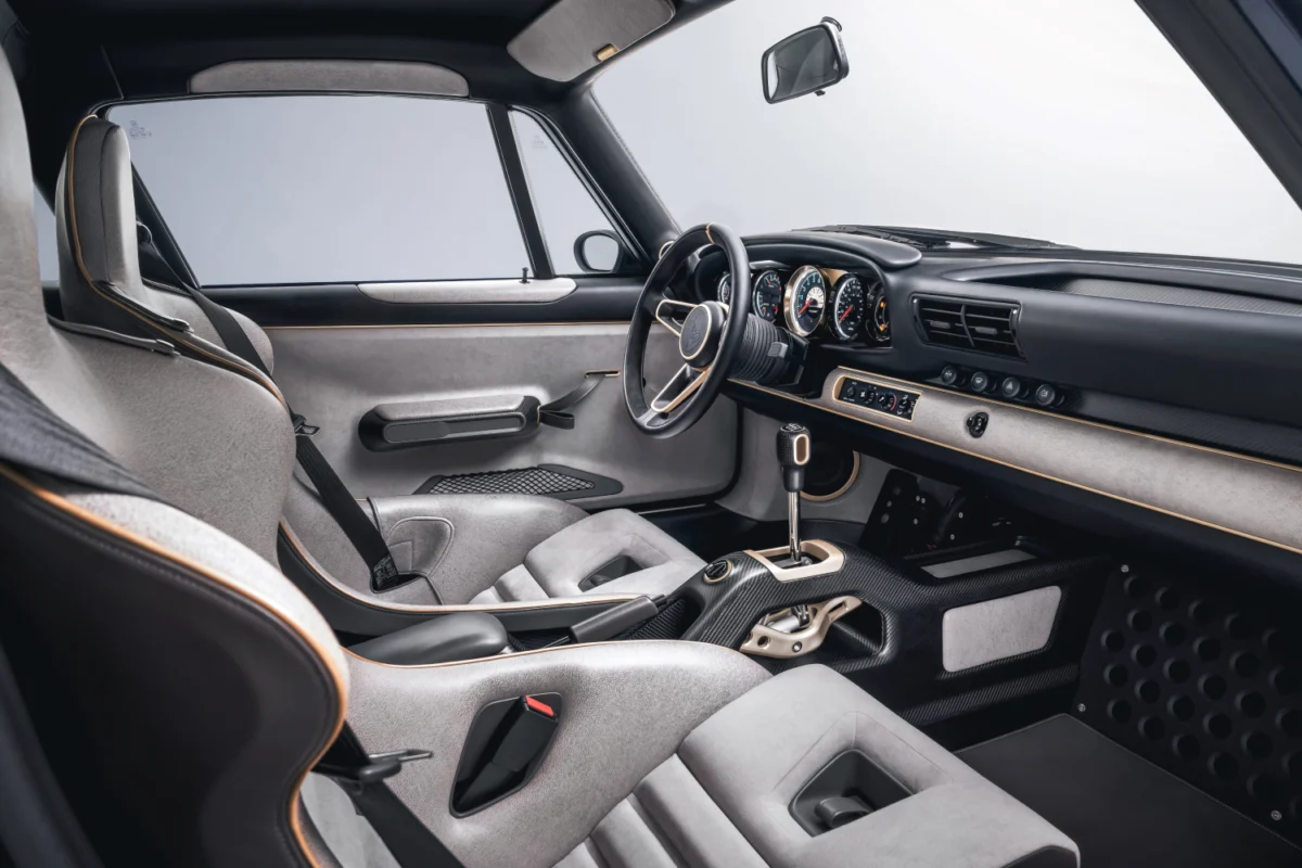 Porsche 911 Sorcerer - interior