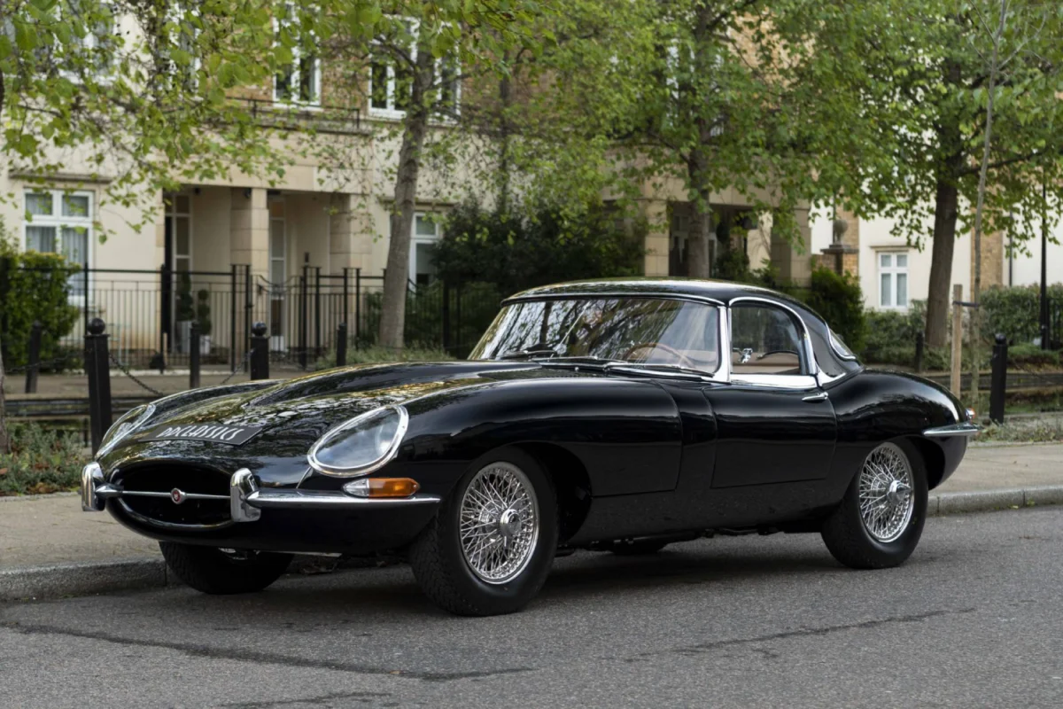 1961 Jaguar E-Type 3.8 Flat Floor Roadster