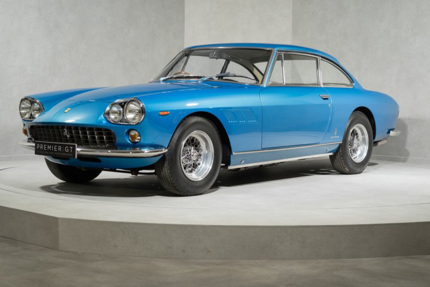 1965 (C) Ferrari 330GT