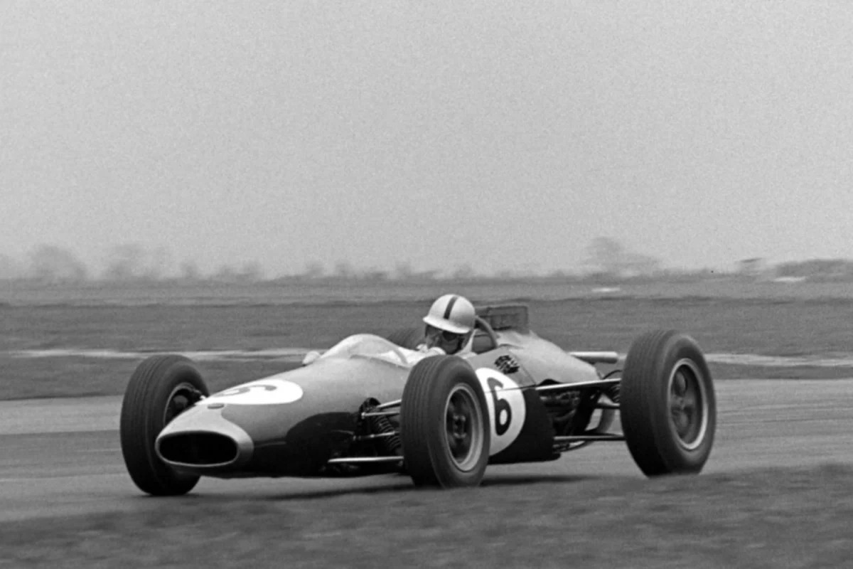 Brabham drove his Brabham BT3 Climax to sixth in the 1963 Glover Trophy at Goodwood.