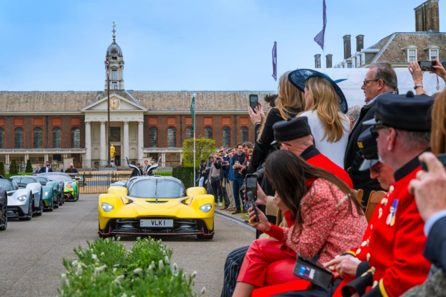SALON PRIVÉ LONDON