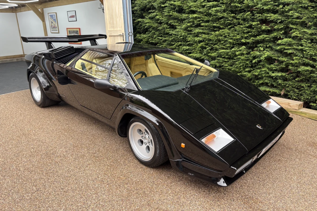 1982 Lamborghini Countach 5000S Front Right Three Quarter view