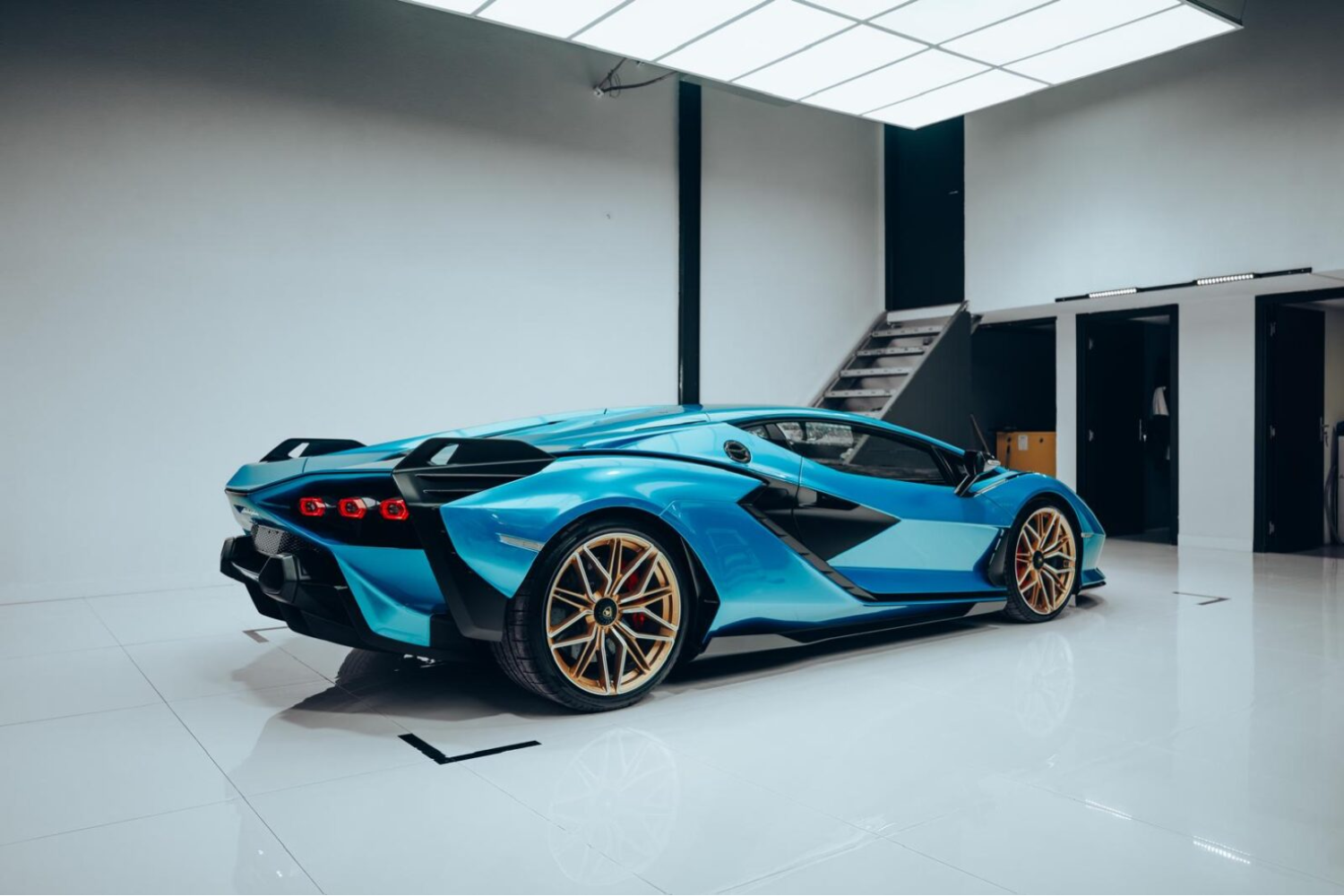 2019-Lamborghini-Sian