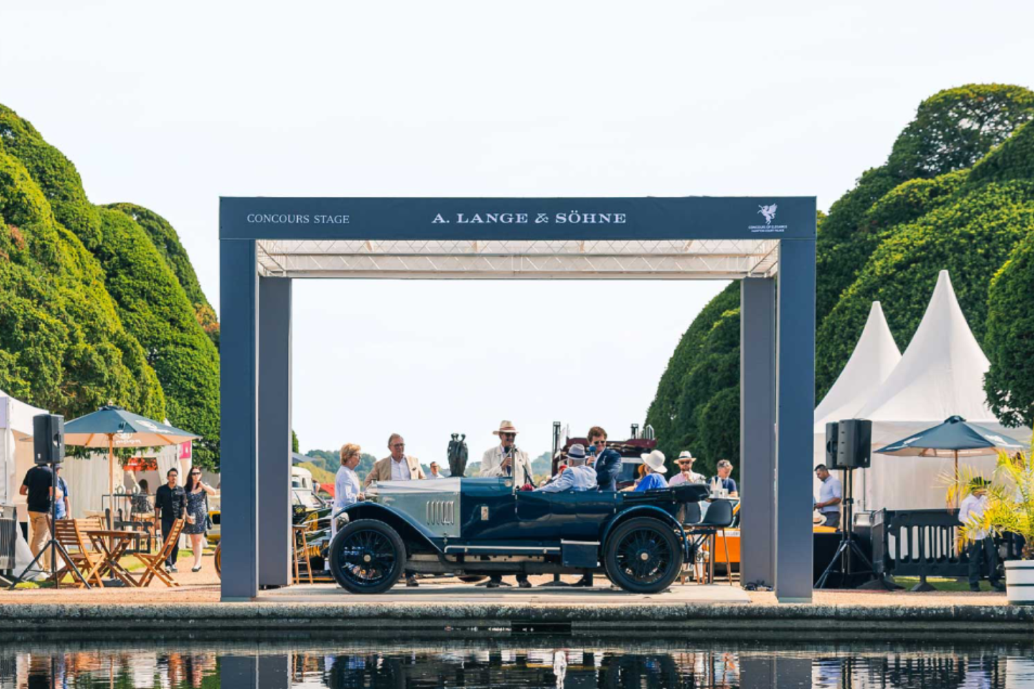 concours-of-elegance-car-club-display