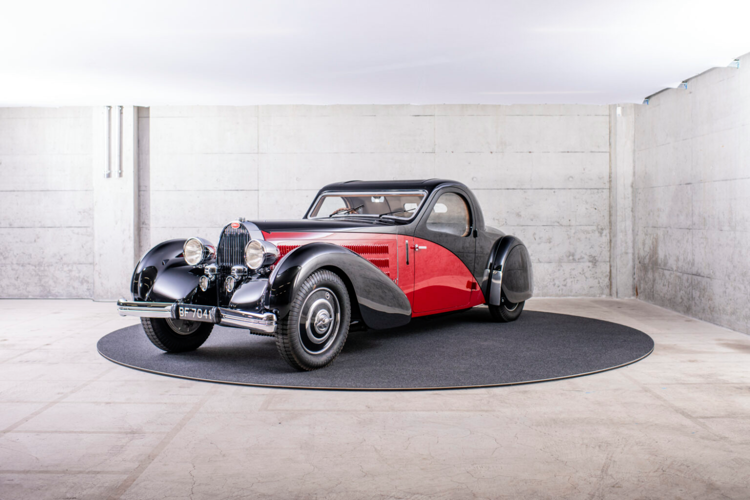 1936 Bugatti Type 57 Atalante - front left view