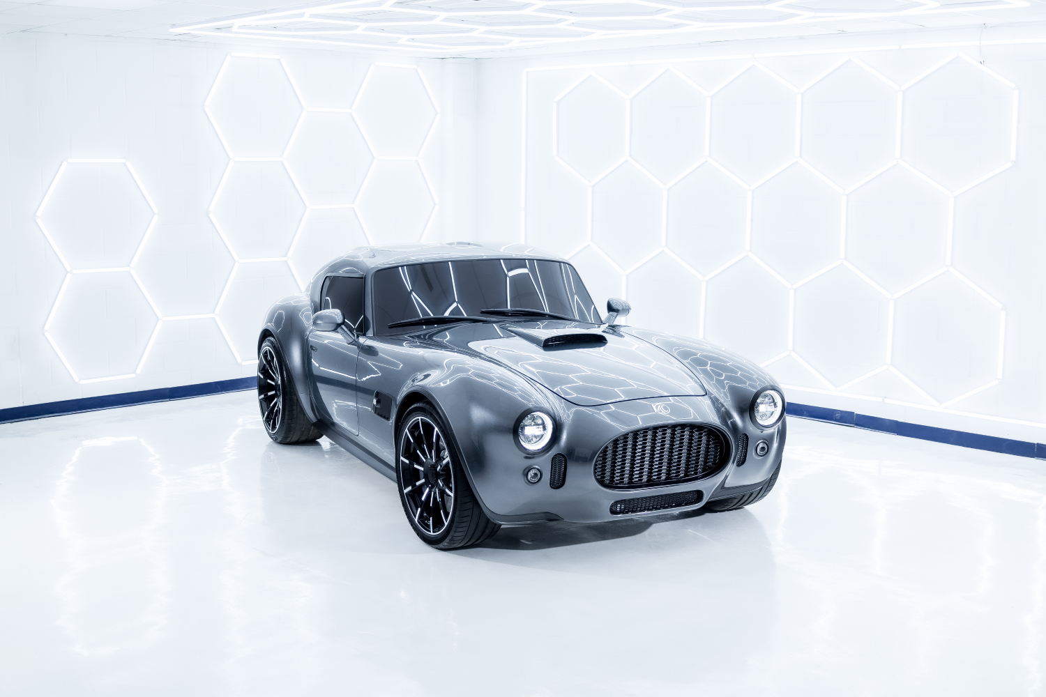 AC Cobra GT Coupe-Front right view