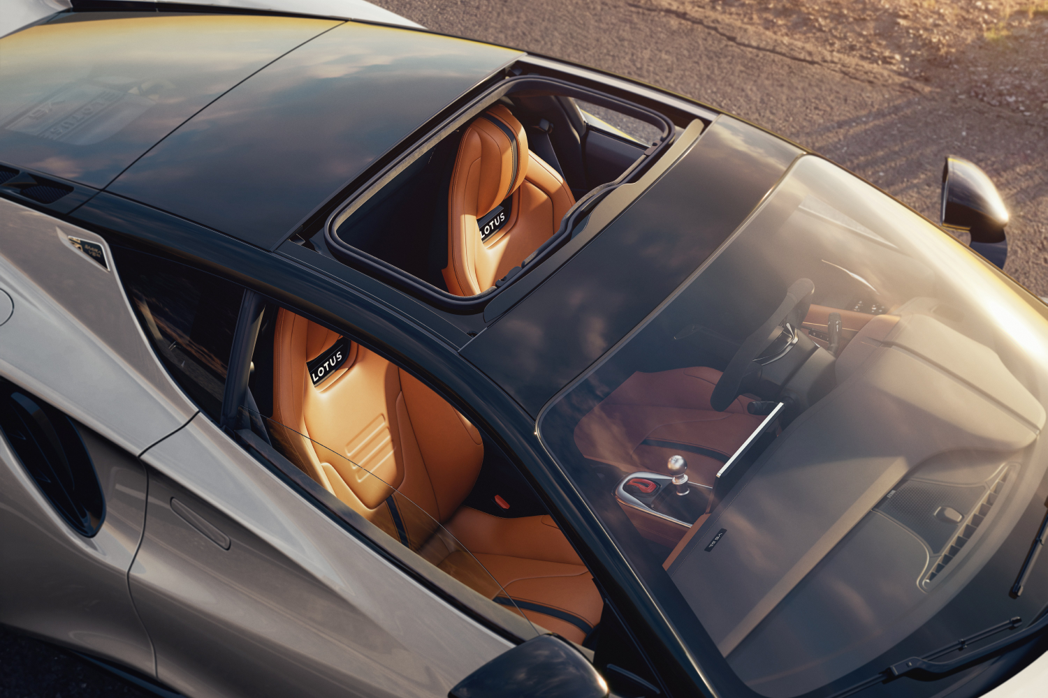 Lotus Emira V6_SE_Removable_Roof