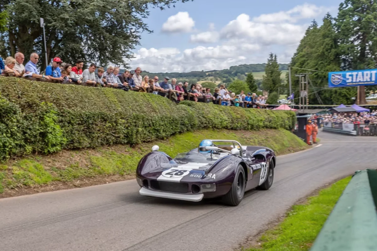 1966 McLaren M1B