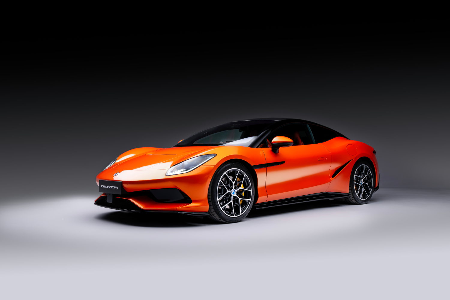 Denza Z - front left view