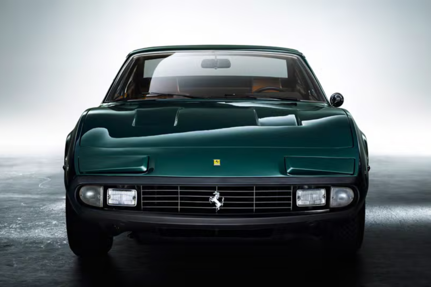 Ferrari 365 GTC-4 - front