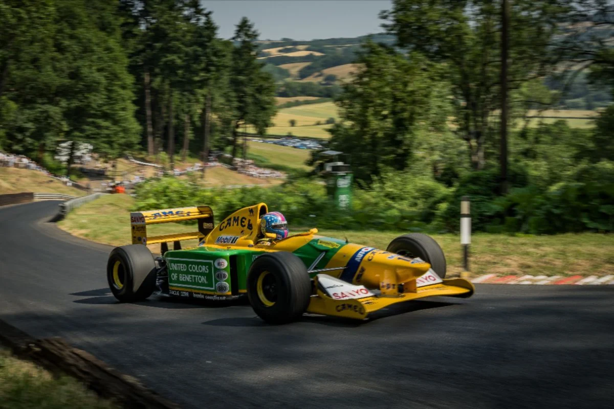 Formula 1 car - Benetton B192